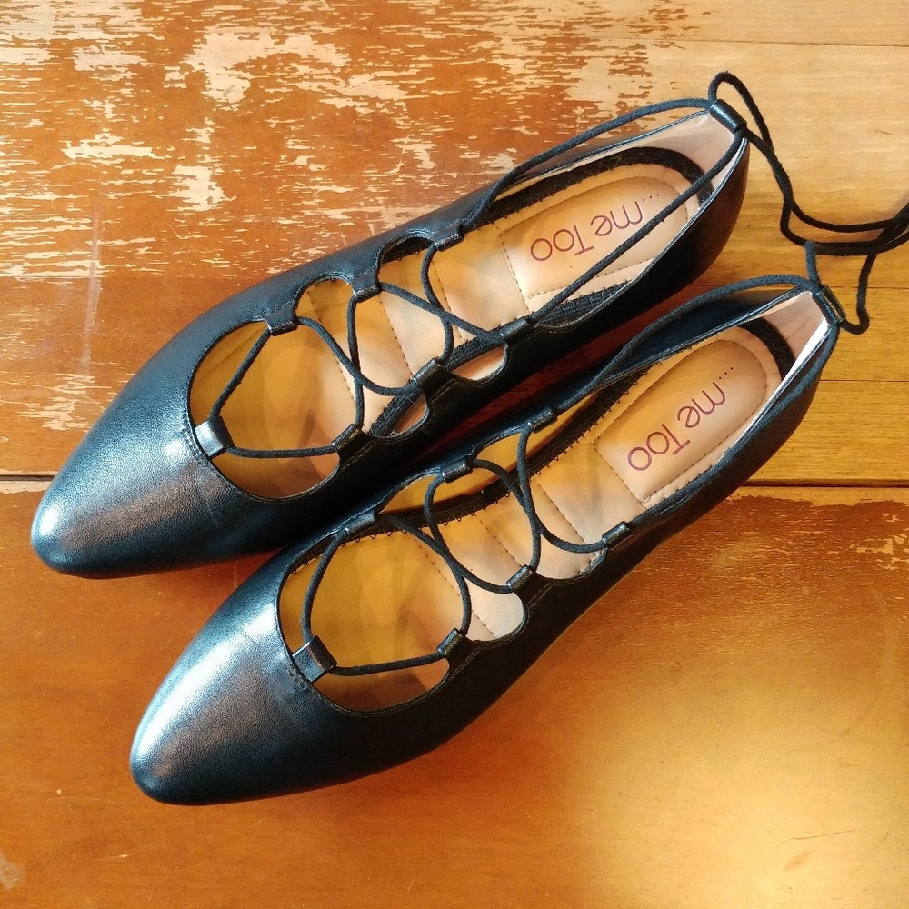 New Me Too 8.5 leather black lace up pointed flats